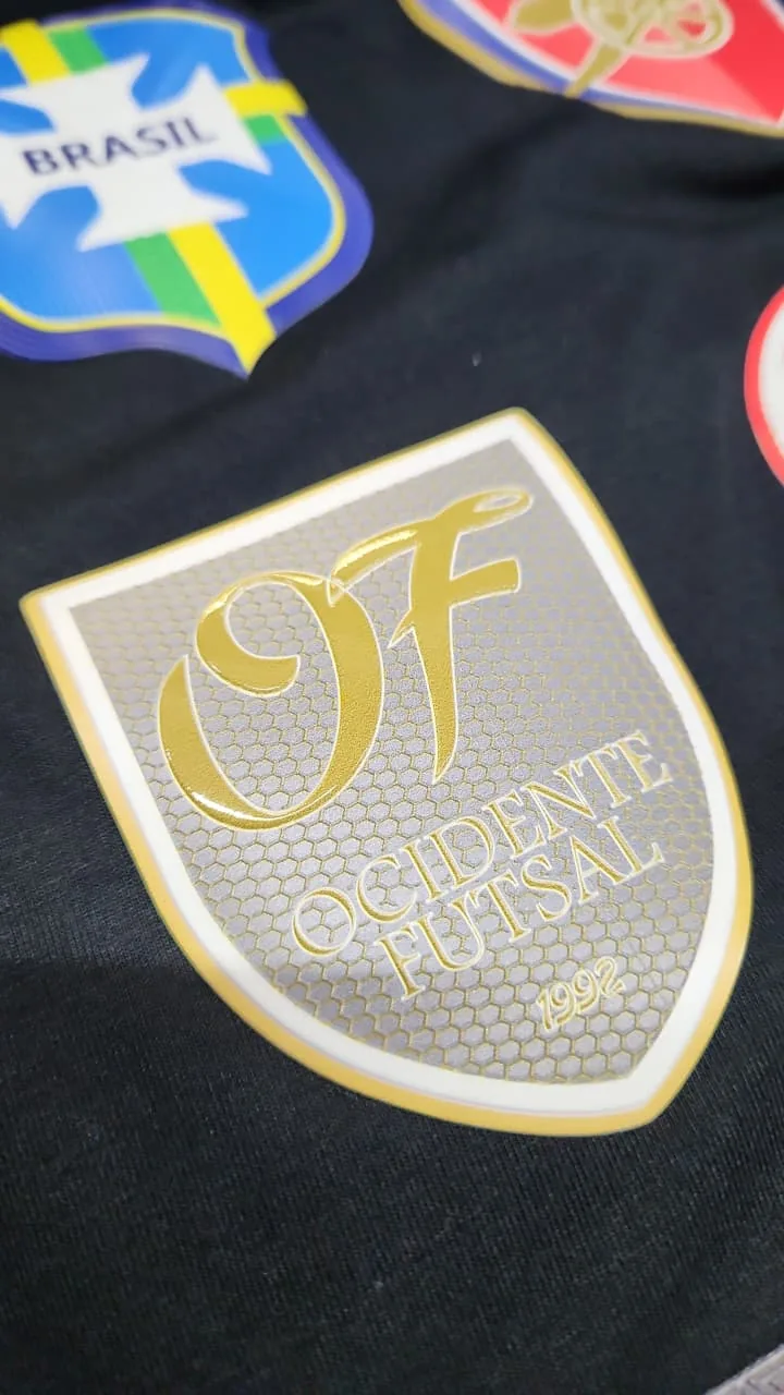 Patch 3D UV personalizado aplicado em tecido
